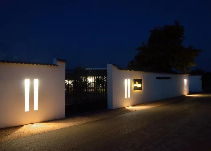 Casa Rural Entre Almendros VillaCasa Rural